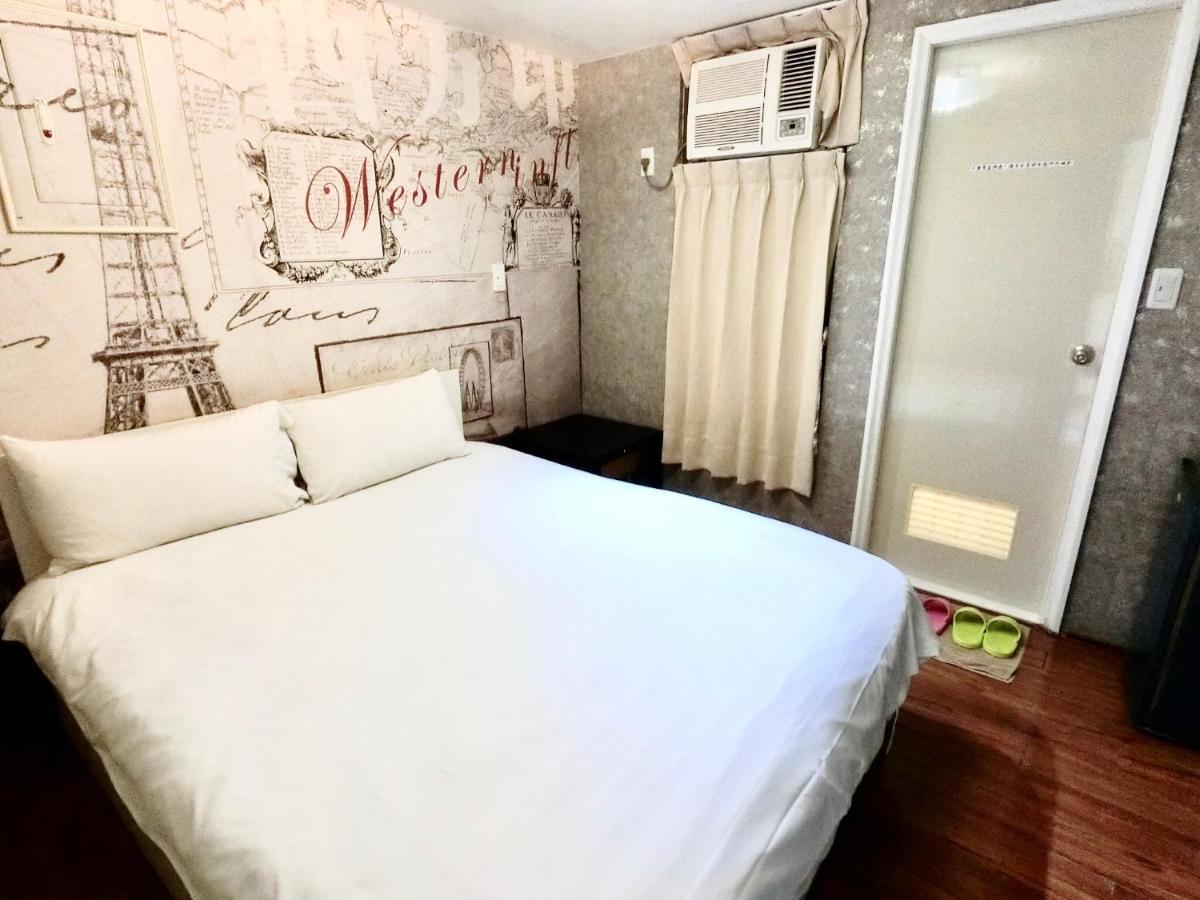 Feng Chia Enjoy Apartment Taichung Bagian luar foto